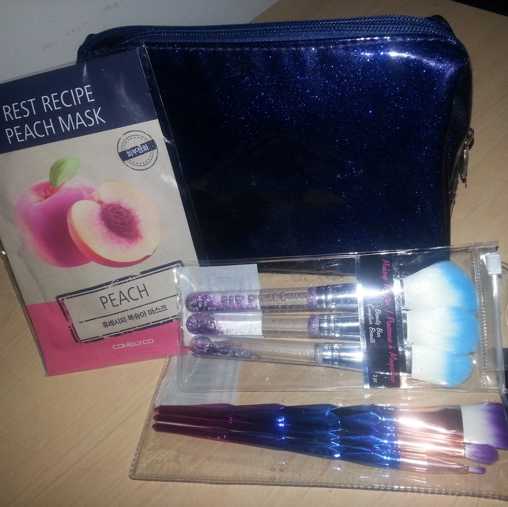 NEW Makeup Beauty Bundle Make-up Set